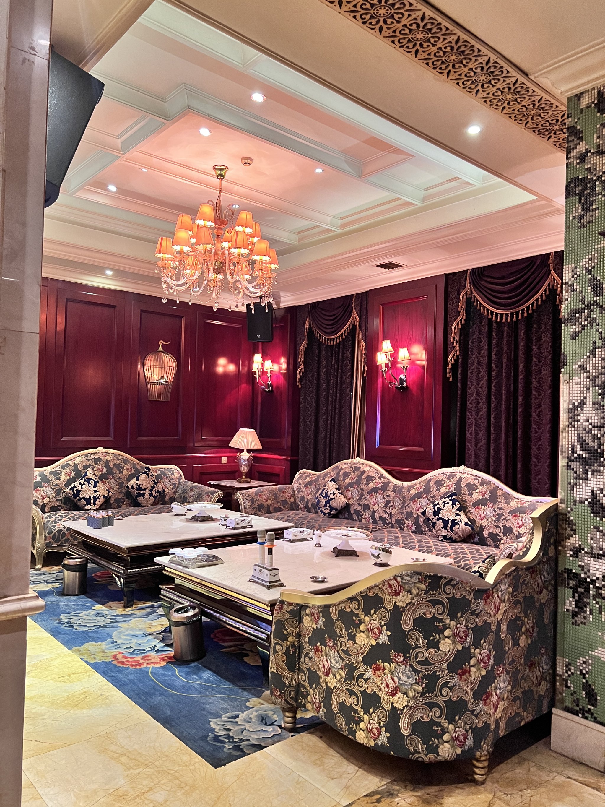 重庆商务ktv中低端区别解析-南川区ktv预定